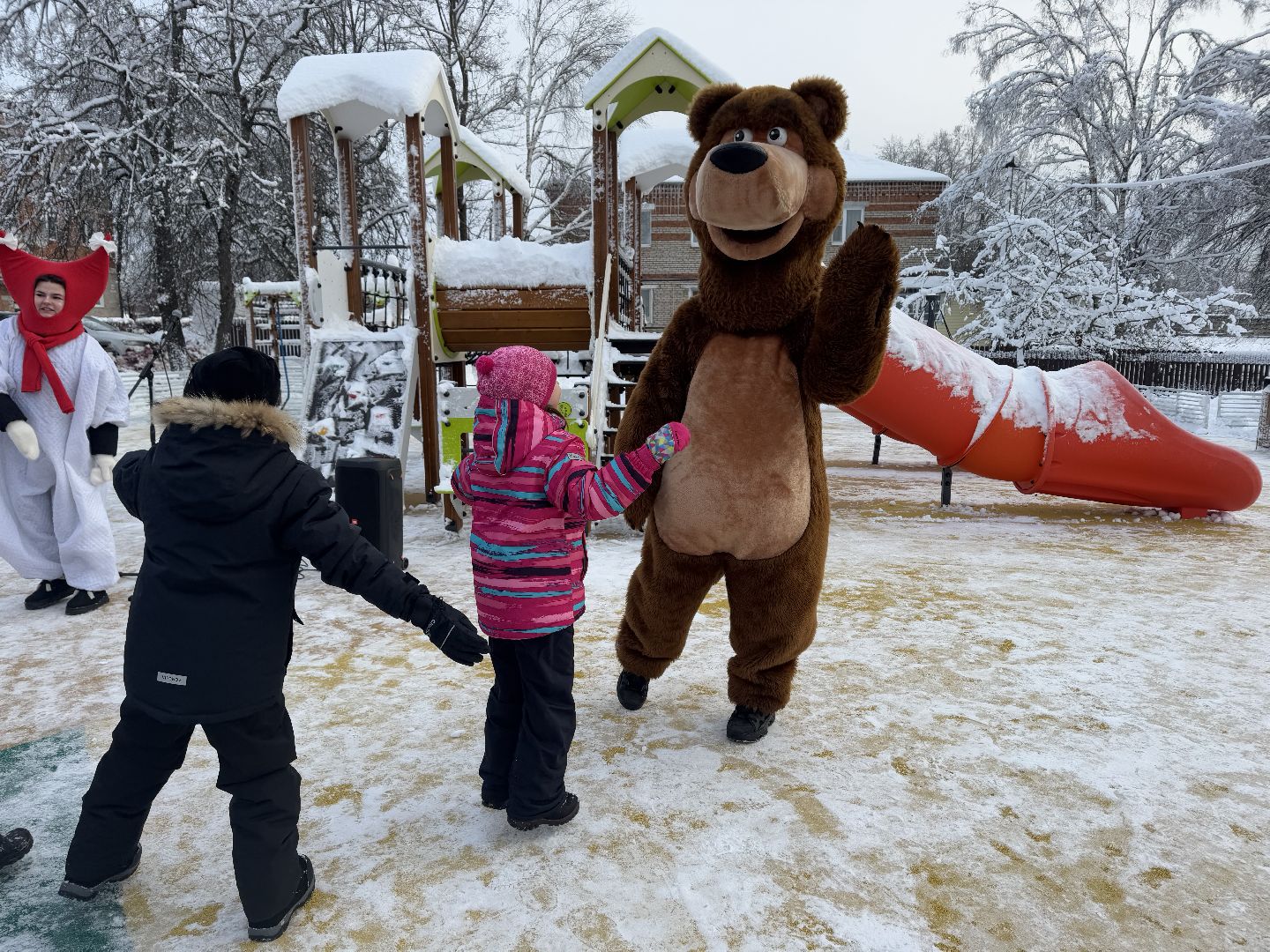 шаховская, детская площадка, новая детская площадка, вертикалки,