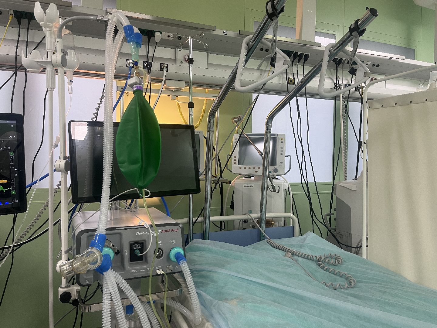 ивл, искусственная вентиляция легких, аппарат, новый аппарат, аппарат ивл,