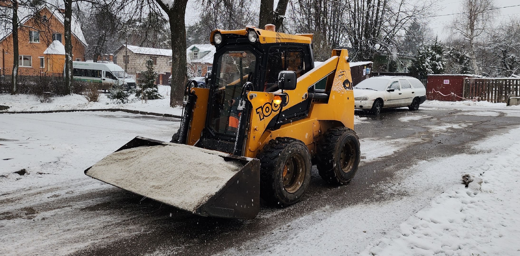 Звенигород, ЖКХ, Уборка города от снега, вертикалка, вертикальное видео