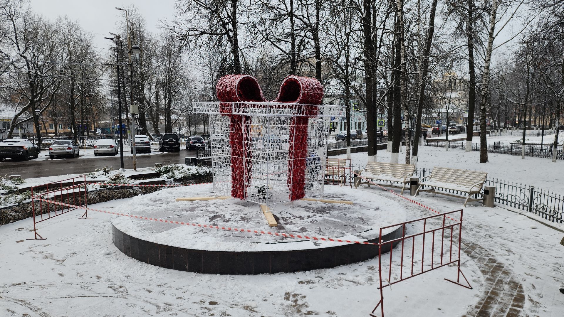 Звенигород, ЖКХ, Уборка города от снега, вертикалка, вертикальное видео