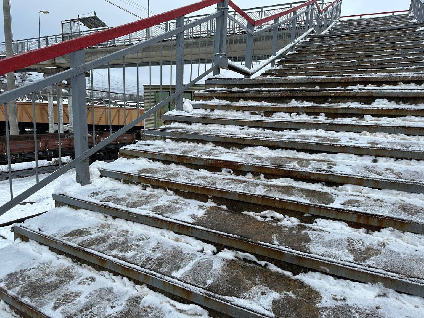 Песок, Ступеньки, железнодорожная станция, вертикалки,