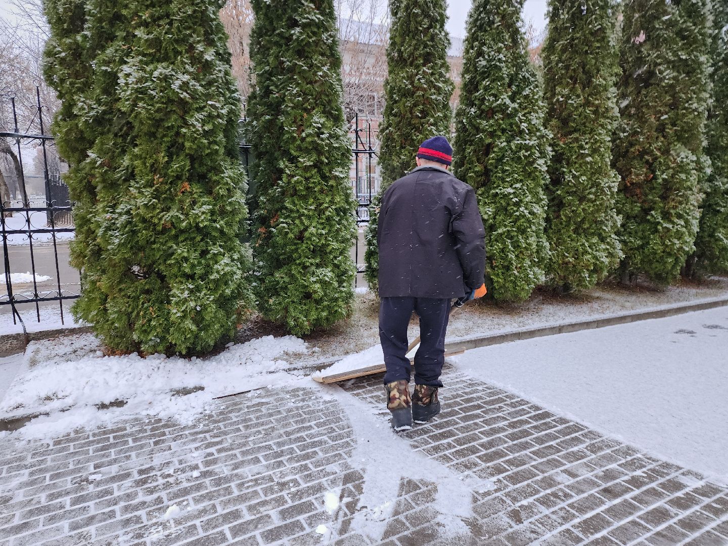 серпухов, подмосковье, уборка снега, благоустройство, вертикалки