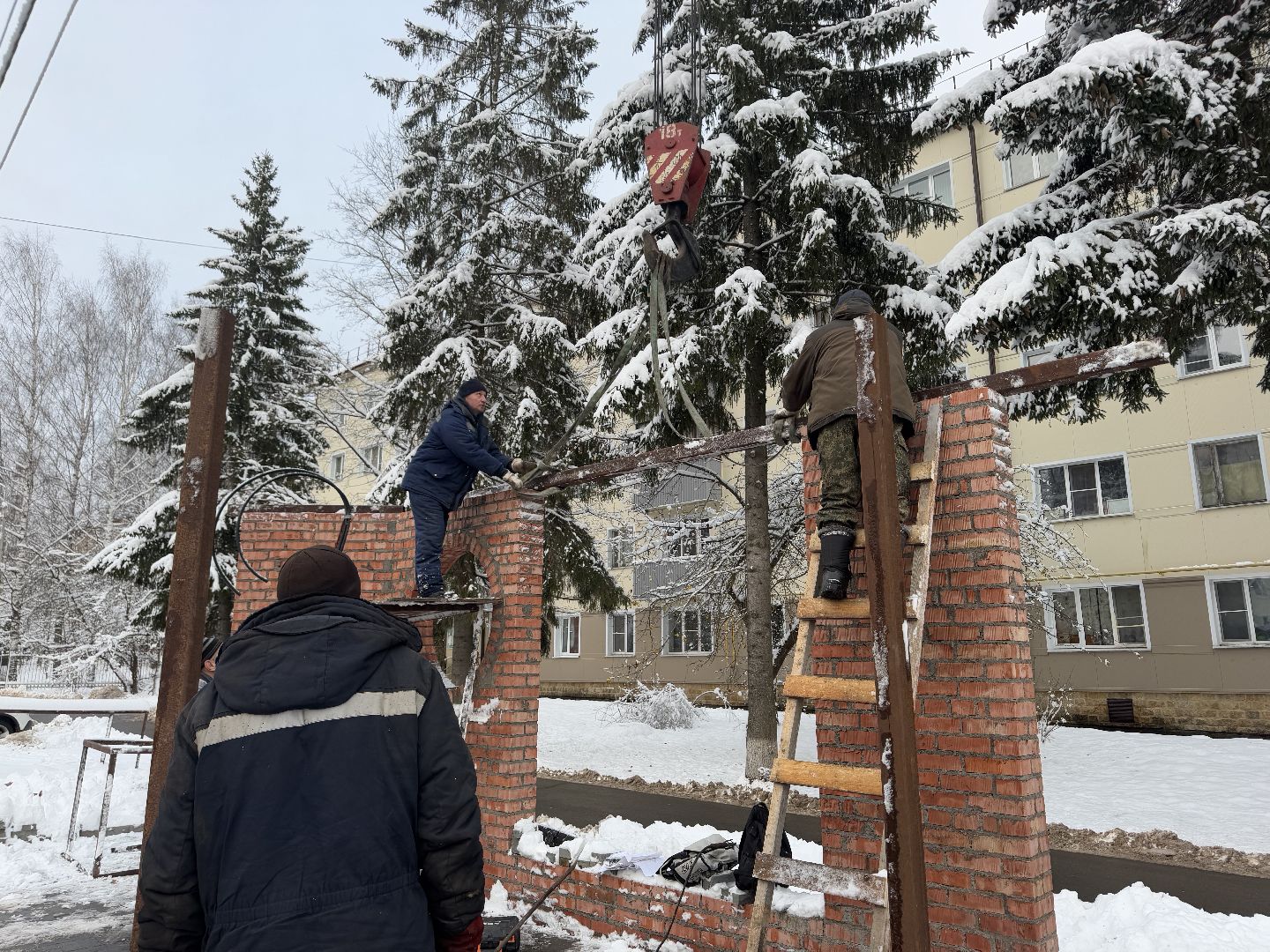 шаховская, новая остановка, остановочный павильон, вертикалки,