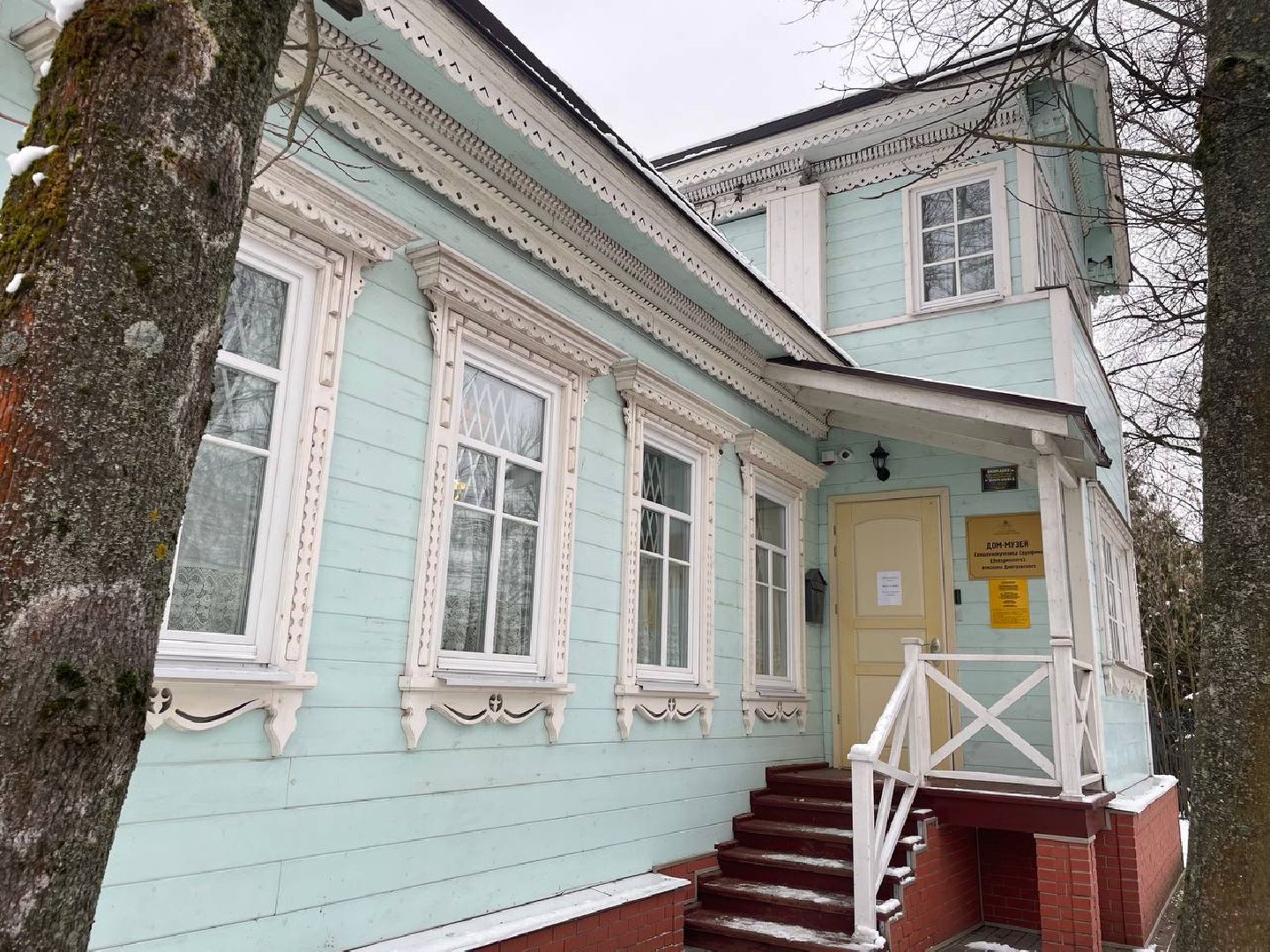 дмитров, музей дмитровский кремль, дом епископа серафима, вертикалки,