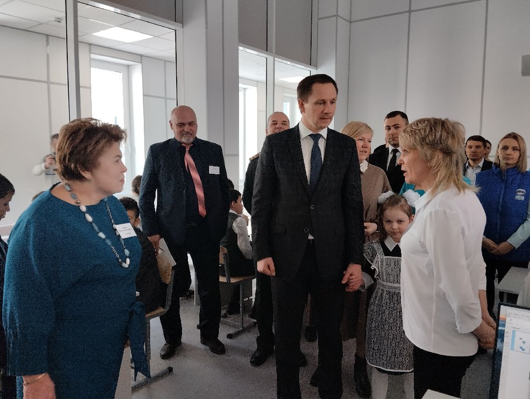 Школа, учеба, строительство