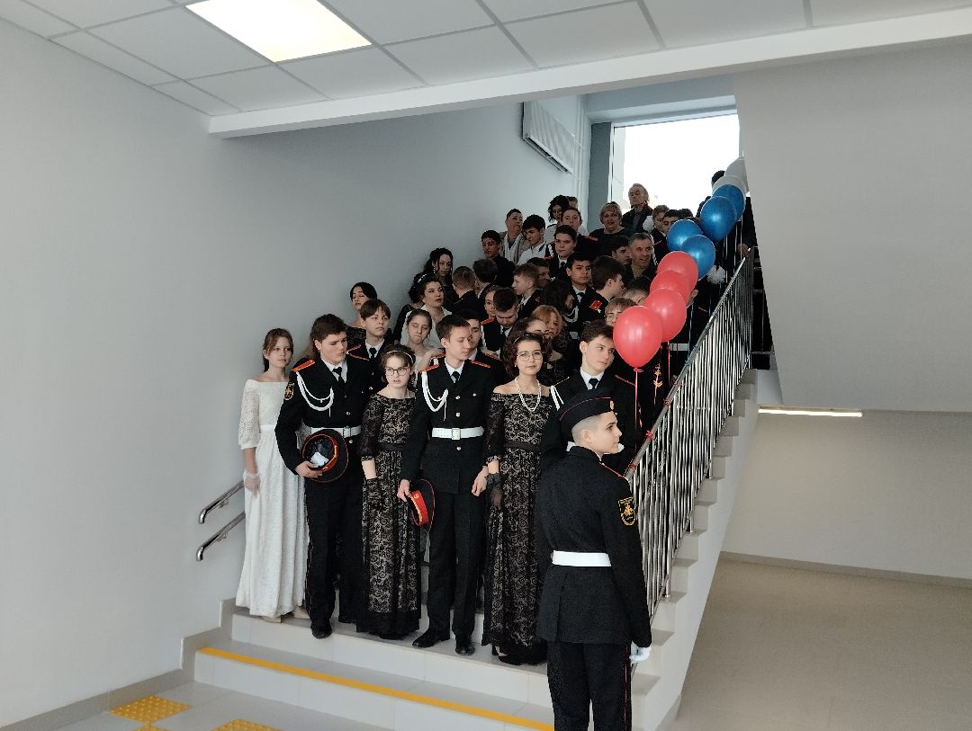 Школа, учеба, строительство