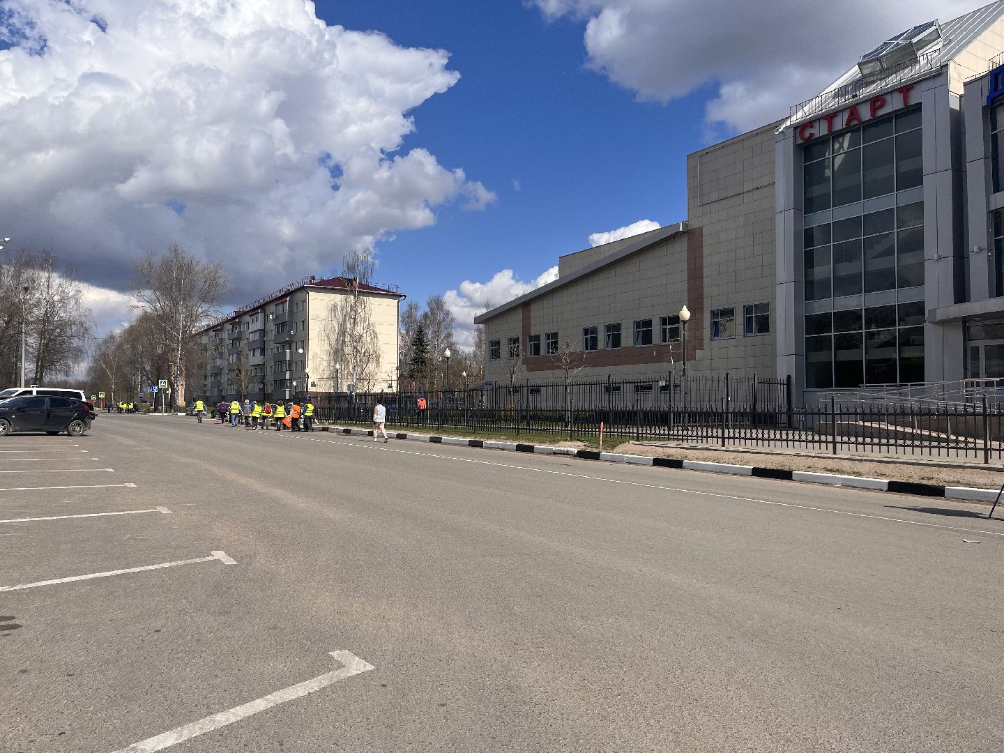 Шаховская, субботник, покраска