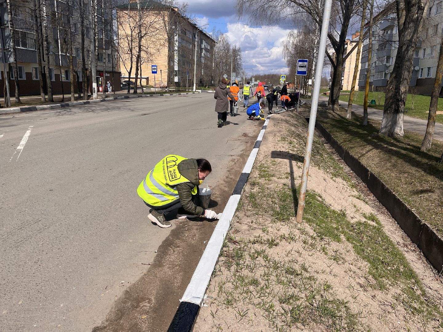 Шаховская, субботник, покраска