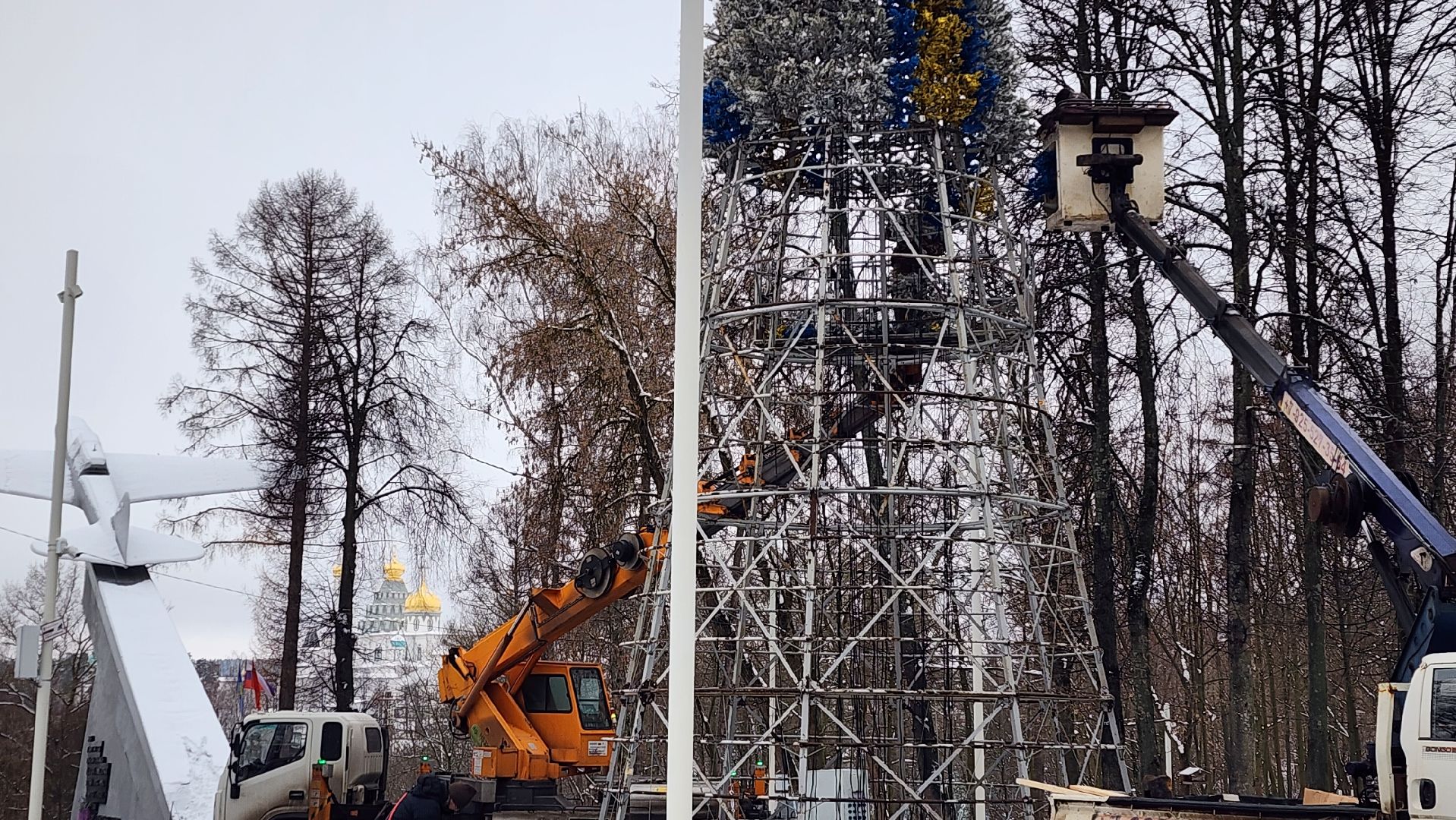 парки, новогодняя елка, истра, вертикалки,