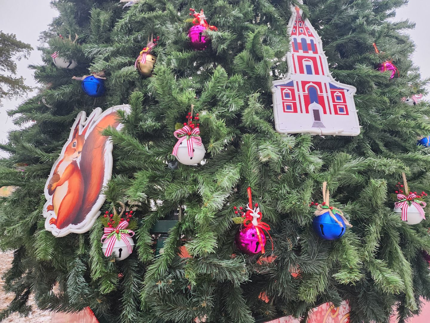 котельники, парки, лес, новогодние игрушки, новогодняя елка,