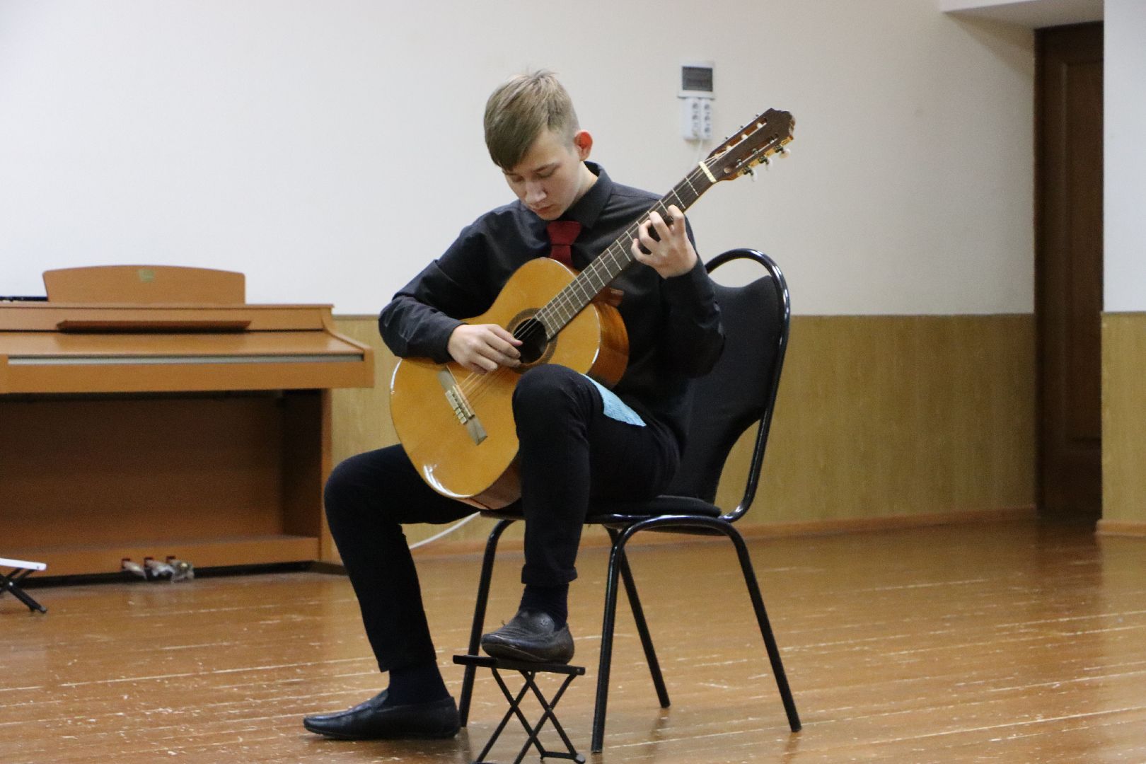 вертикалки, Серебряные Пруды, Культура, зачетный концерт, музыканты, Школа искусств Кившенко,