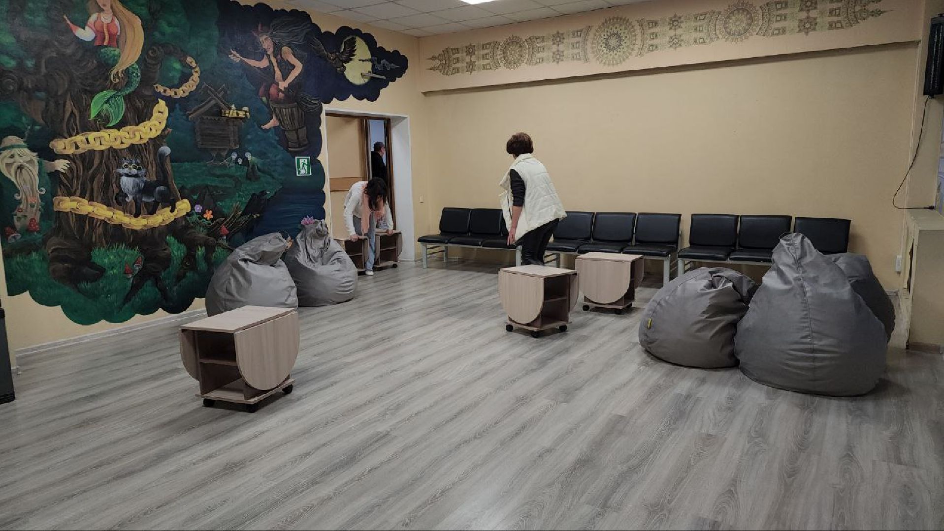 вертикалки, антиквизы, центральный дом культуры, Серебряные Пруды,