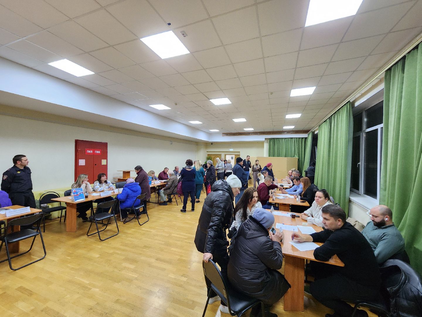 Чехов, деревня Манушкино, выездная администрация, обращения граждан, встреча с жителями, дорожный ремонт, содержание дорог, капитальный ремонт проезда, уборка, чистка снега,