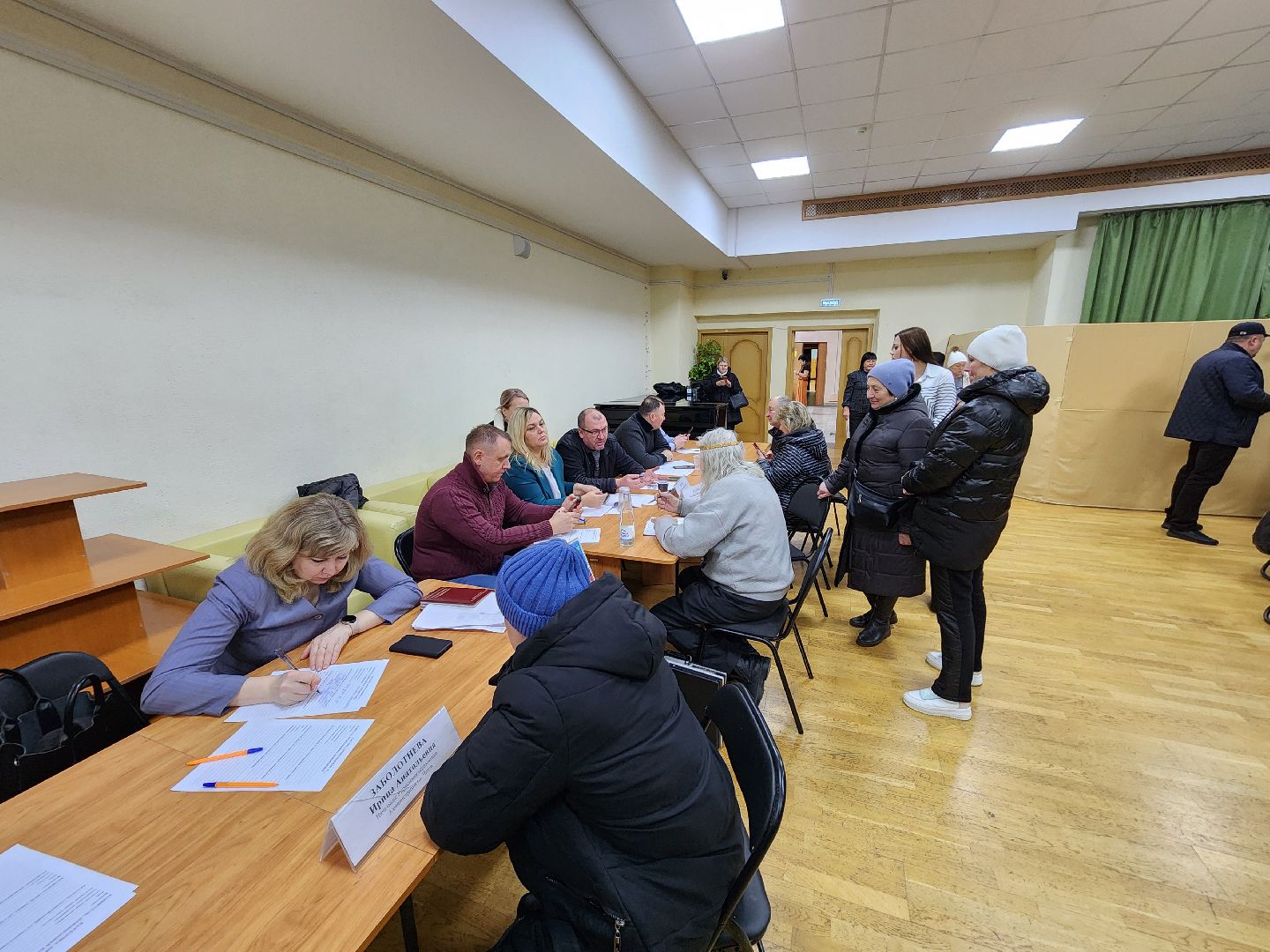 Чехов, деревня Манушкино, выездная администрация, обращения граждан, встреча с жителями, дорожный ремонт, содержание дорог, капитальный ремонт проезда, уборка, чистка снега,