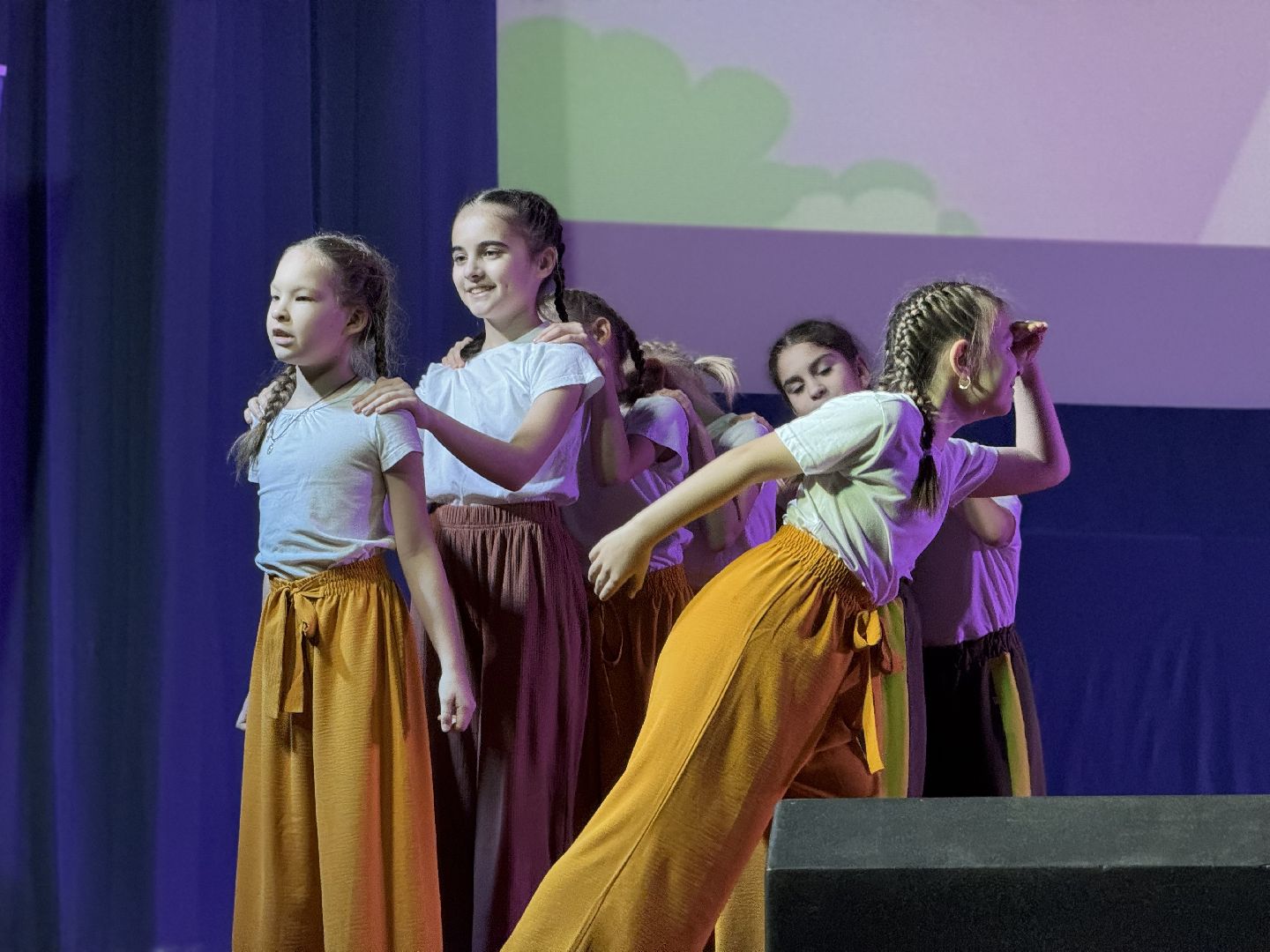 конкурса по профилактике дорожно-транспортного травматизма и безопасности дорожного движения, Выставка Умный пешеход, кинотеатр искра, центр детского творчества импульс,