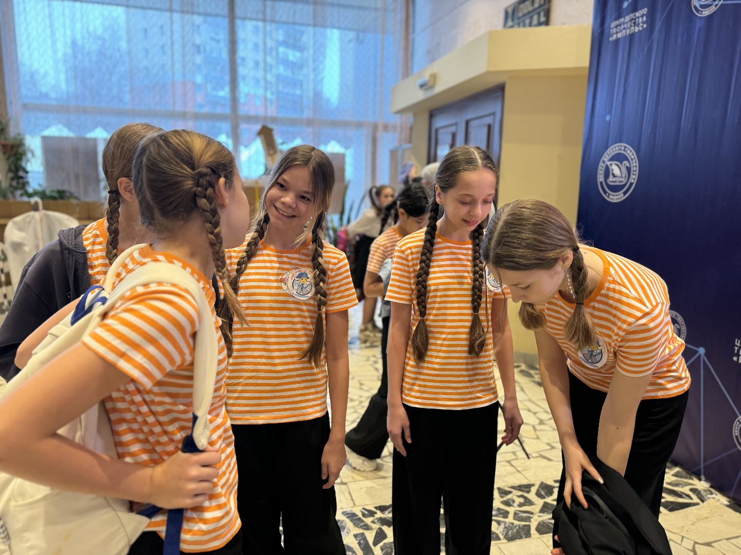 конкурса по профилактике дорожно-транспортного травматизма и безопасности дорожного движения, Выставка Умный пешеход, кинотеатр искра, центр детского творчества импульс,