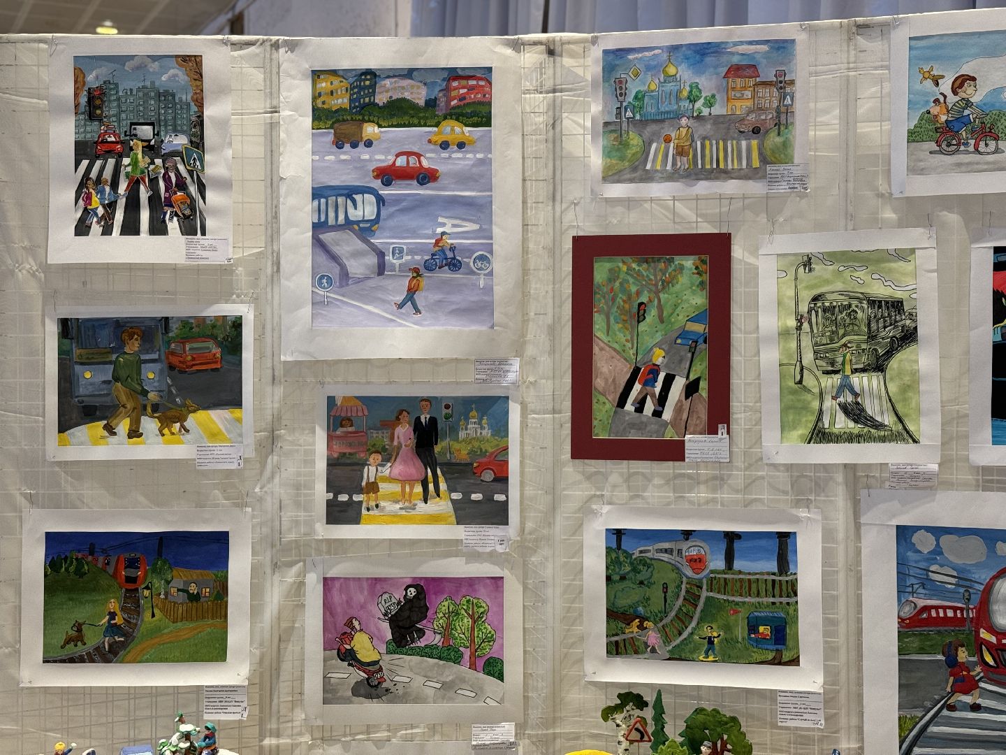 конкурса по профилактике дорожно-транспортного травматизма и безопасности дорожного движения, Выставка Умный пешеход, кинотеатр искра, центр детского творчества импульс,