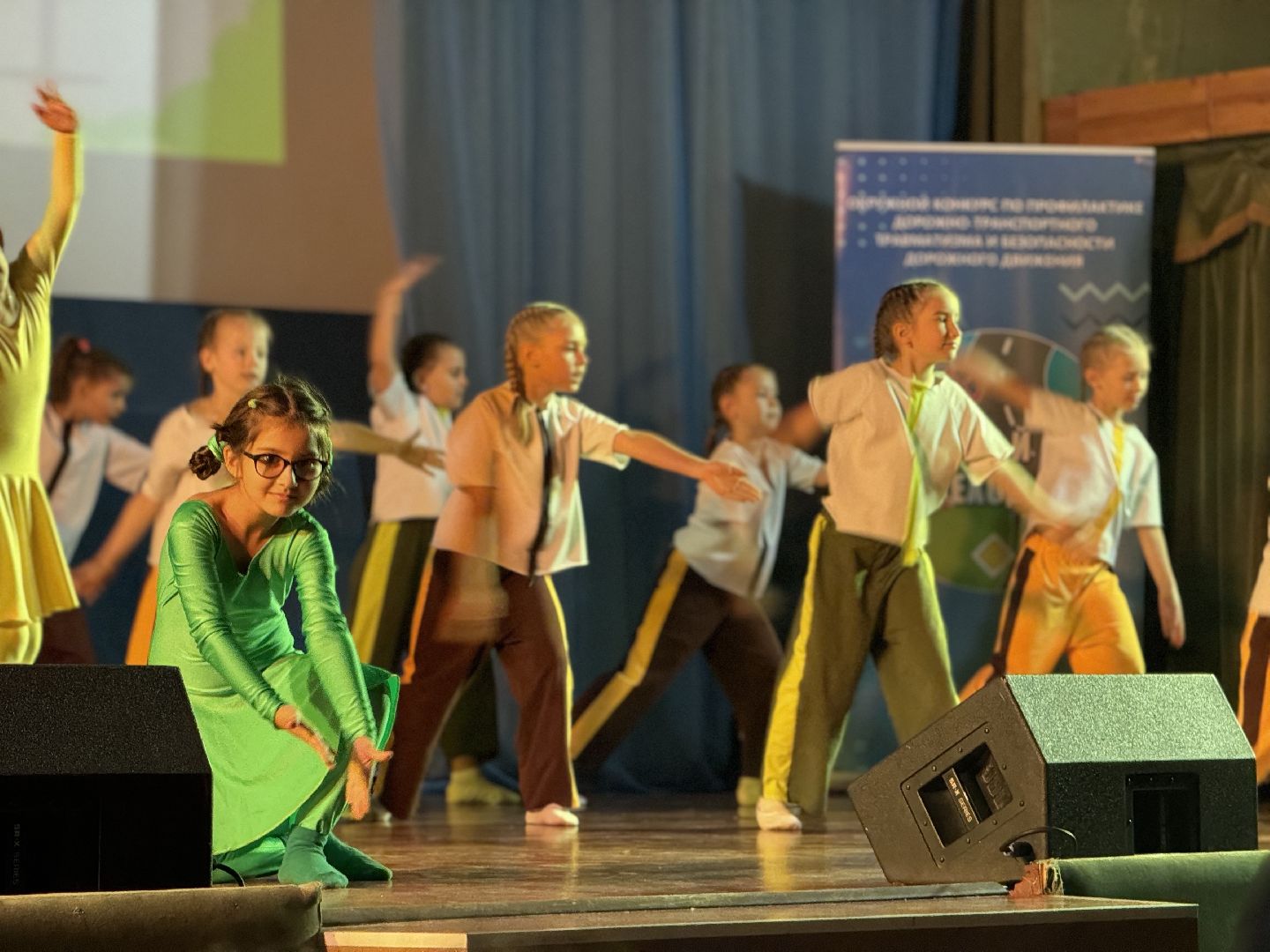 конкурса по профилактике дорожно-транспортного травматизма и безопасности дорожного движения, Выставка Умный пешеход, кинотеатр искра, центр детского творчества импульс,