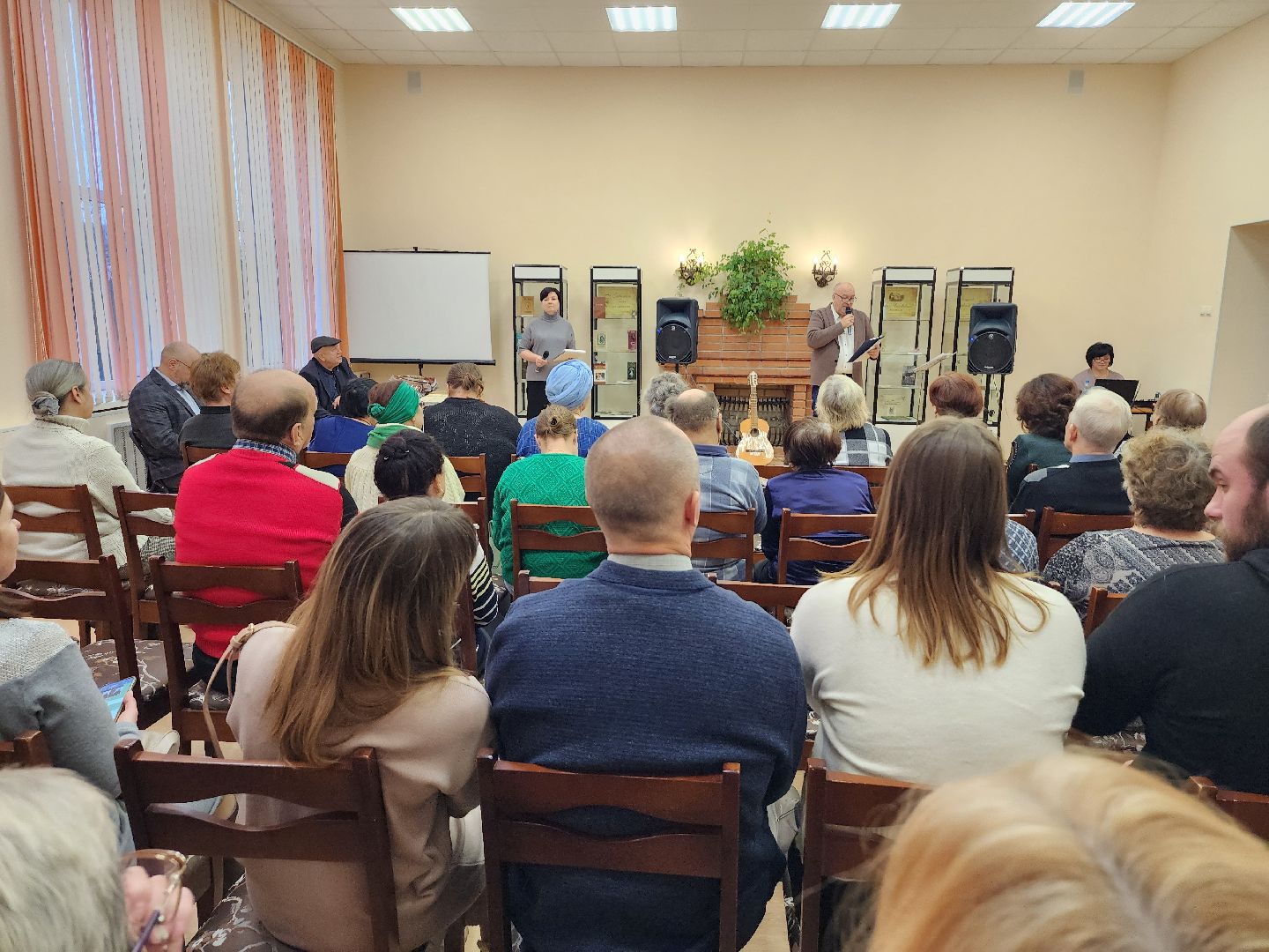 серпухов, библиотека, улица Джона Рида, литературный конкурс, виктор пеленягрэ, поэты, писатели,