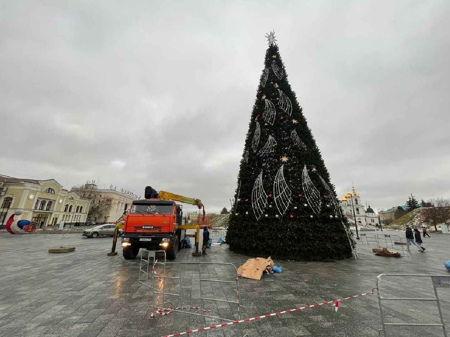 дмитров, советская площадь, зима в подмосковье, вертикалки,