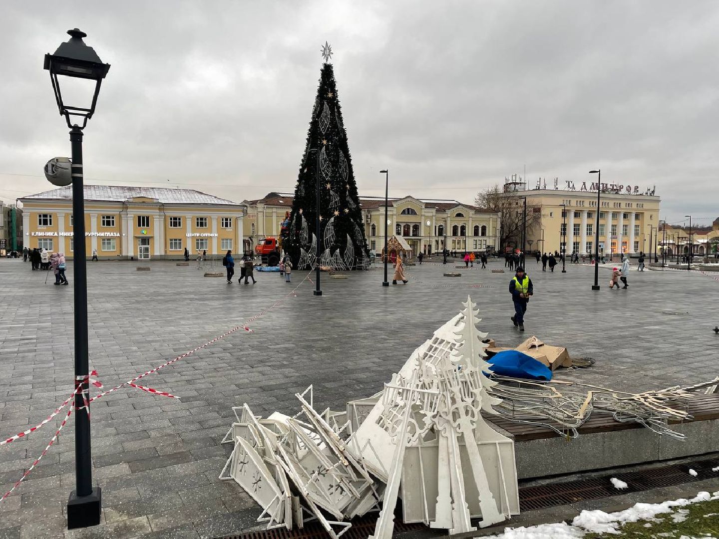 дмитров, советская площадь, зима в подмосковье, вертикалки,