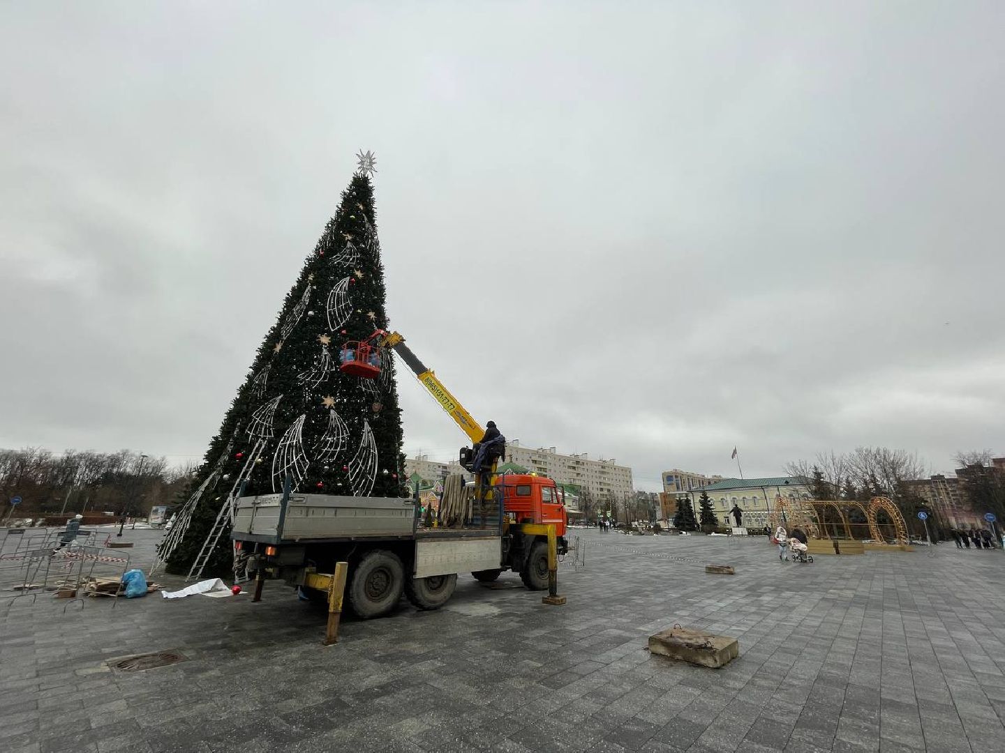 дмитров, советская площадь, зима в подмосковье, вертикалки,