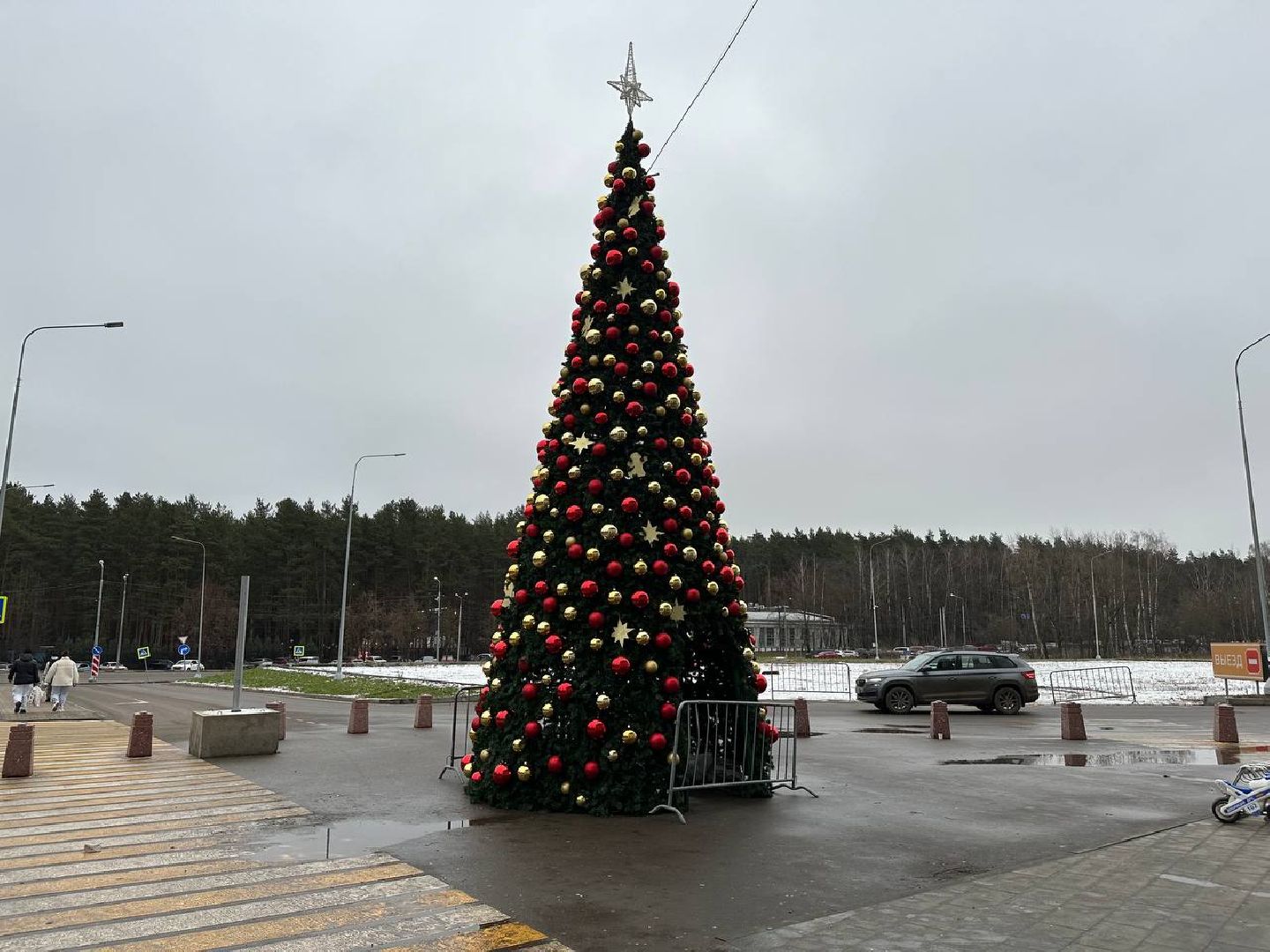 новый год, украшение города к новому году, домодедедово,