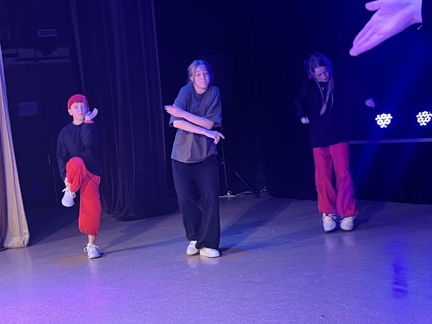 вертикальное видео, наро-фоминск, степ бай степ, Танцы,зима в подмомсковье,ЦДК Звезда,