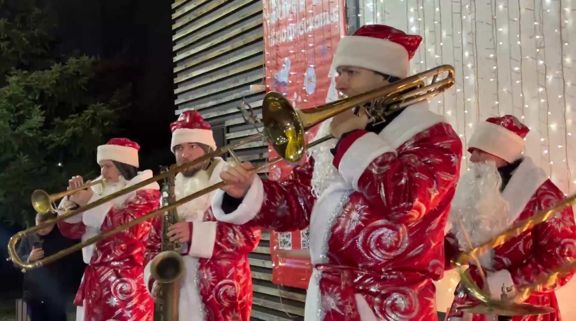 Реутов, вертикалки, оркест, Art Music Brass Band, шоу-оркестр, зима в парках, зима в подмомсковье, новогодние песни,