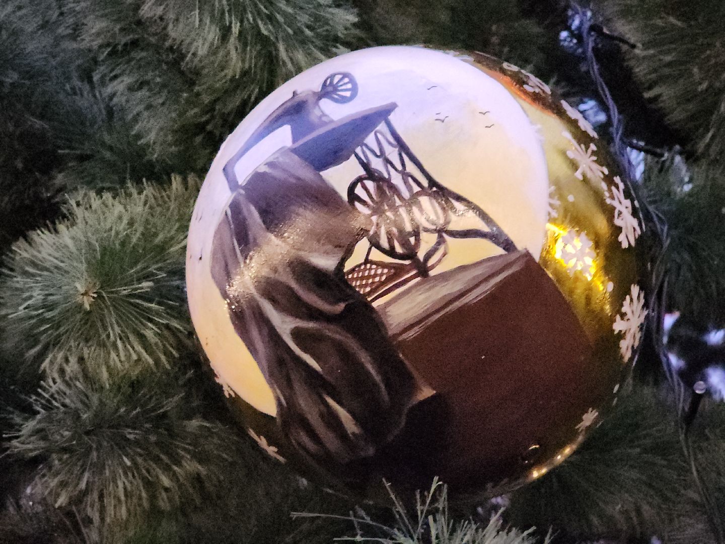 подольск, зажжение огней на елке, зима в подмосковье, вертикалка