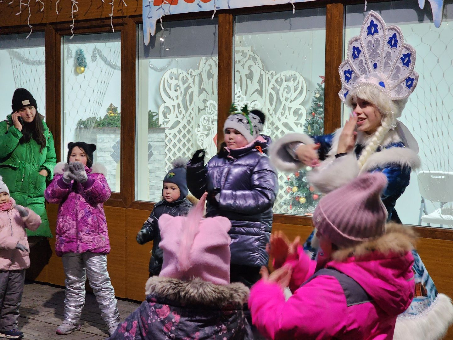 ногинск, жители, общество, дети, снегурочка, резиденция деда мороза, письмо деду морозу, вертикалки, зима в подмосковье,