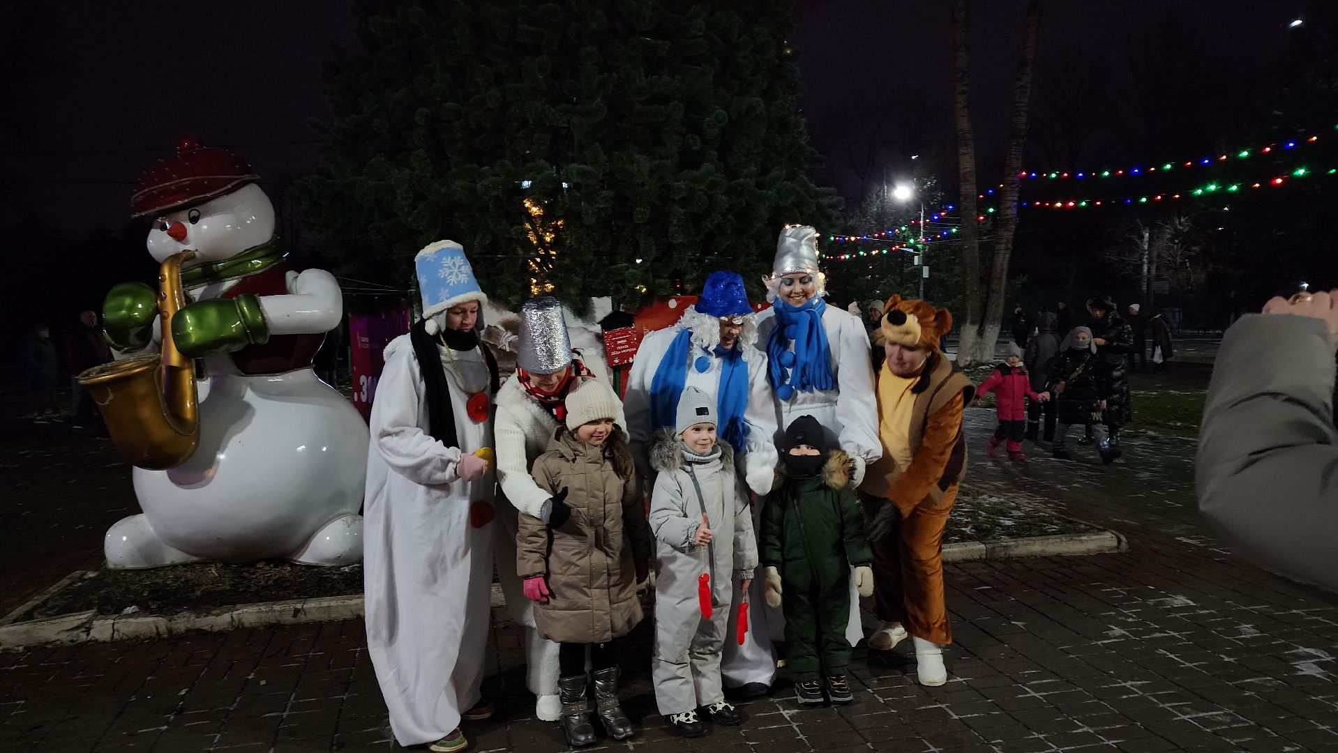 ступино, зима в подмосковье, зажжение огней на елке, вертикалки,