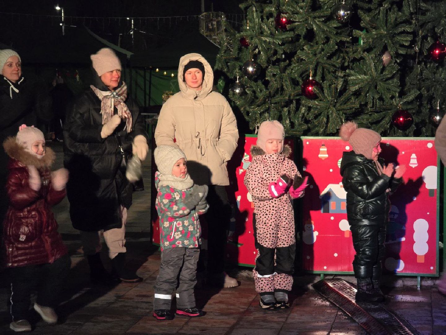 можайск, можайский городской округ, подмосковье, новый год, зимний сезон, парк, городской парк, открытие зимнего сезона, дед мороз, снегурочка, праздник, зима в подмосковье, вертикалки,