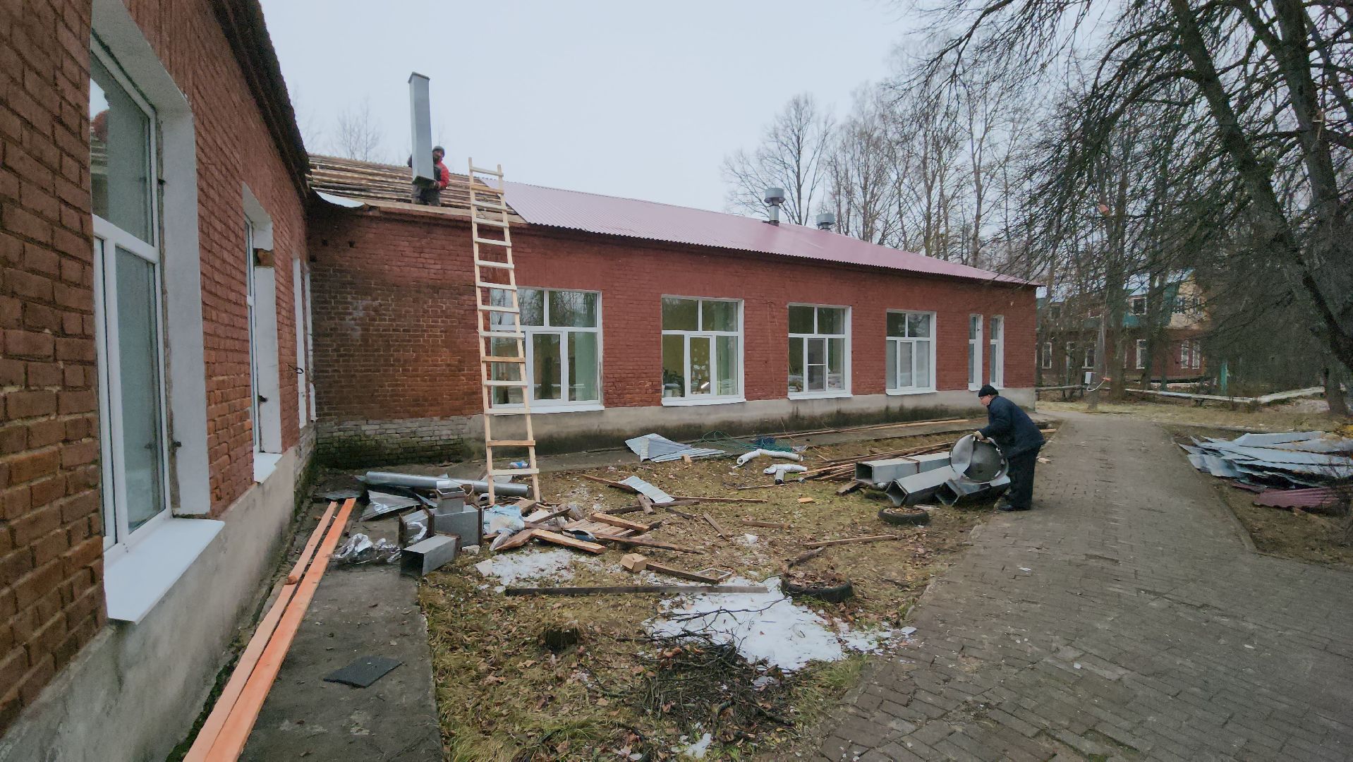 серпухов, поселок пролетарский, замена кровли, стационар, серпуховская больница, медицина, вертикалки,