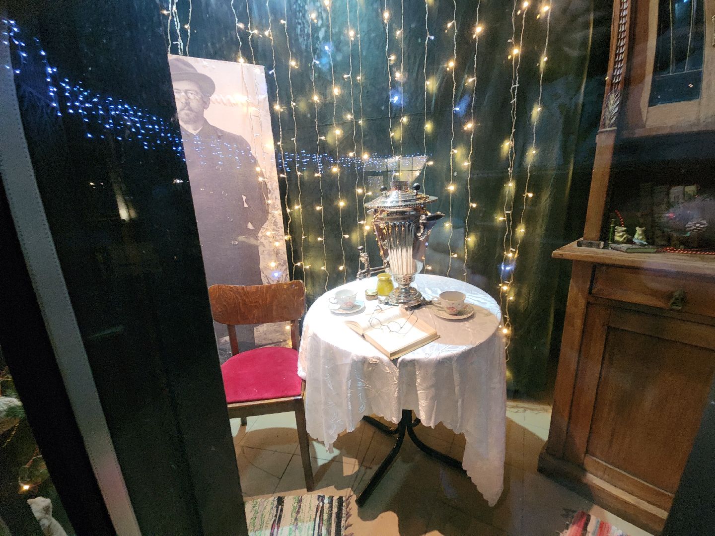 серпухов, подмосковье, парки серпухова, парки подмосковья, выставка-витрина, культура, вертикалки,