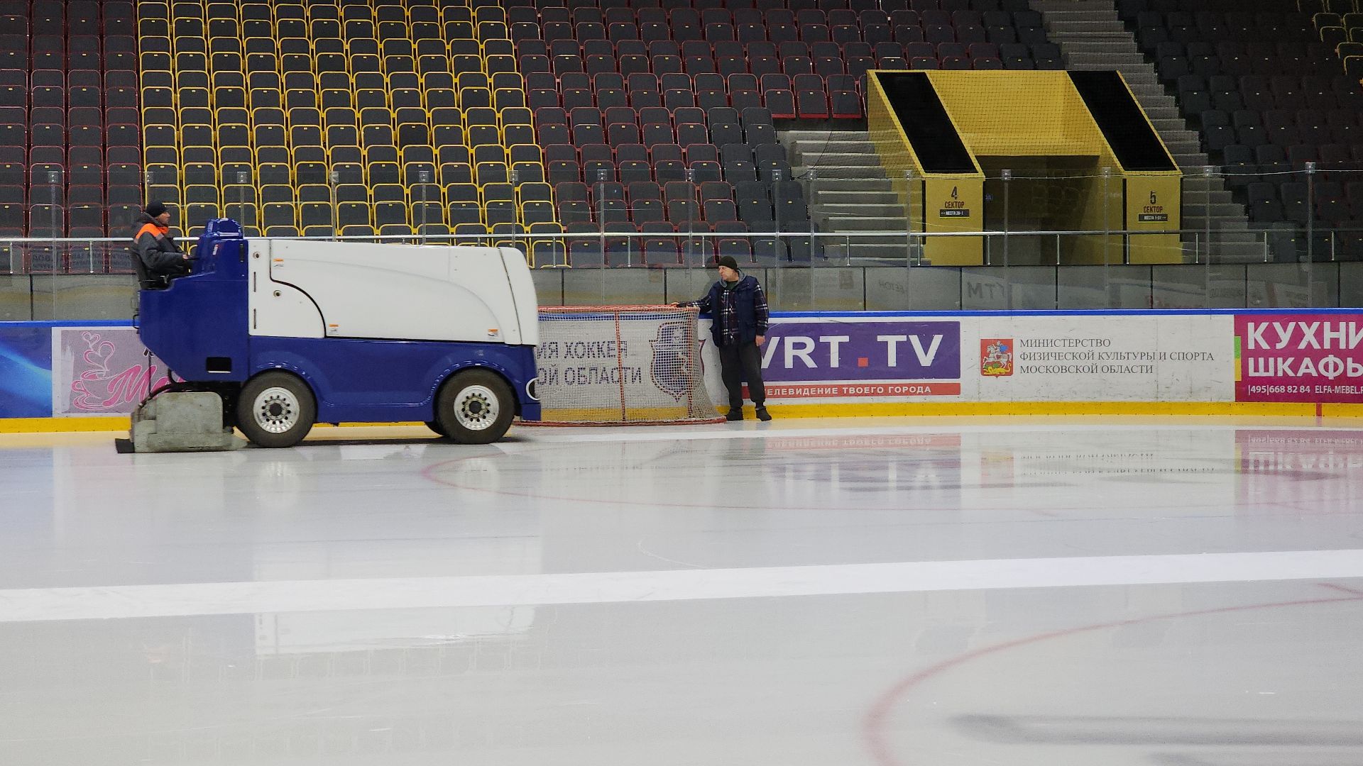 вертикаль, вертикали, вертикалка, вертикальное видео, электросталь, электросталь спортивная, день хоккея, хоккей, сшор кристалл-восток, спорт в подмосковье, спорт подмосковья,