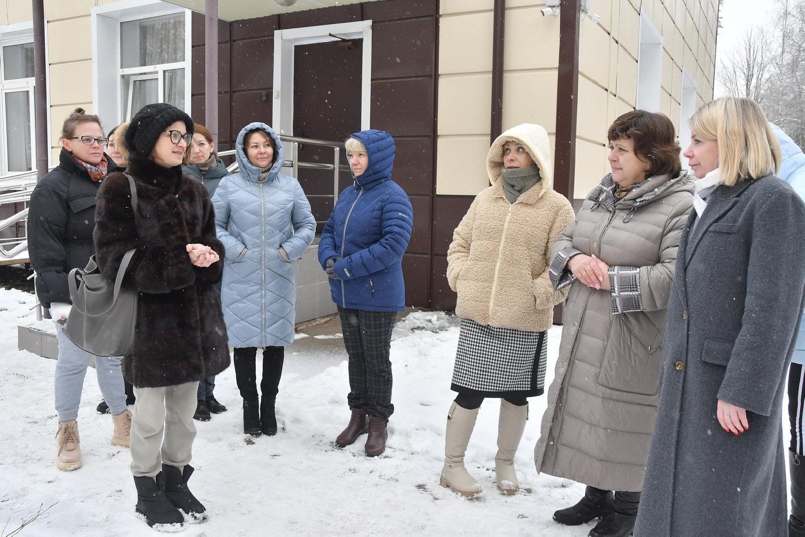 новое игровое оборудование, власиха школа попова, дошкольный корпус Поповки, Теремок школы Попова, МАФы для площадки,
