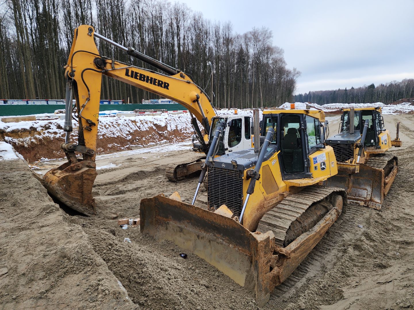 красногорск, пятницкое шоссе, строительство дороги, вертикальное видео,