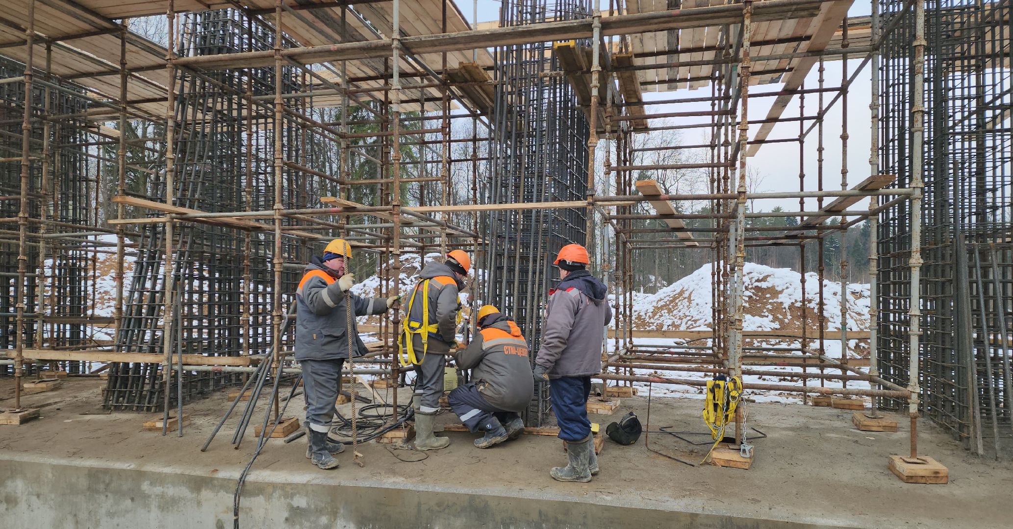 красногорск, пятницкое шоссе, строительство дороги, вертикальное видео,