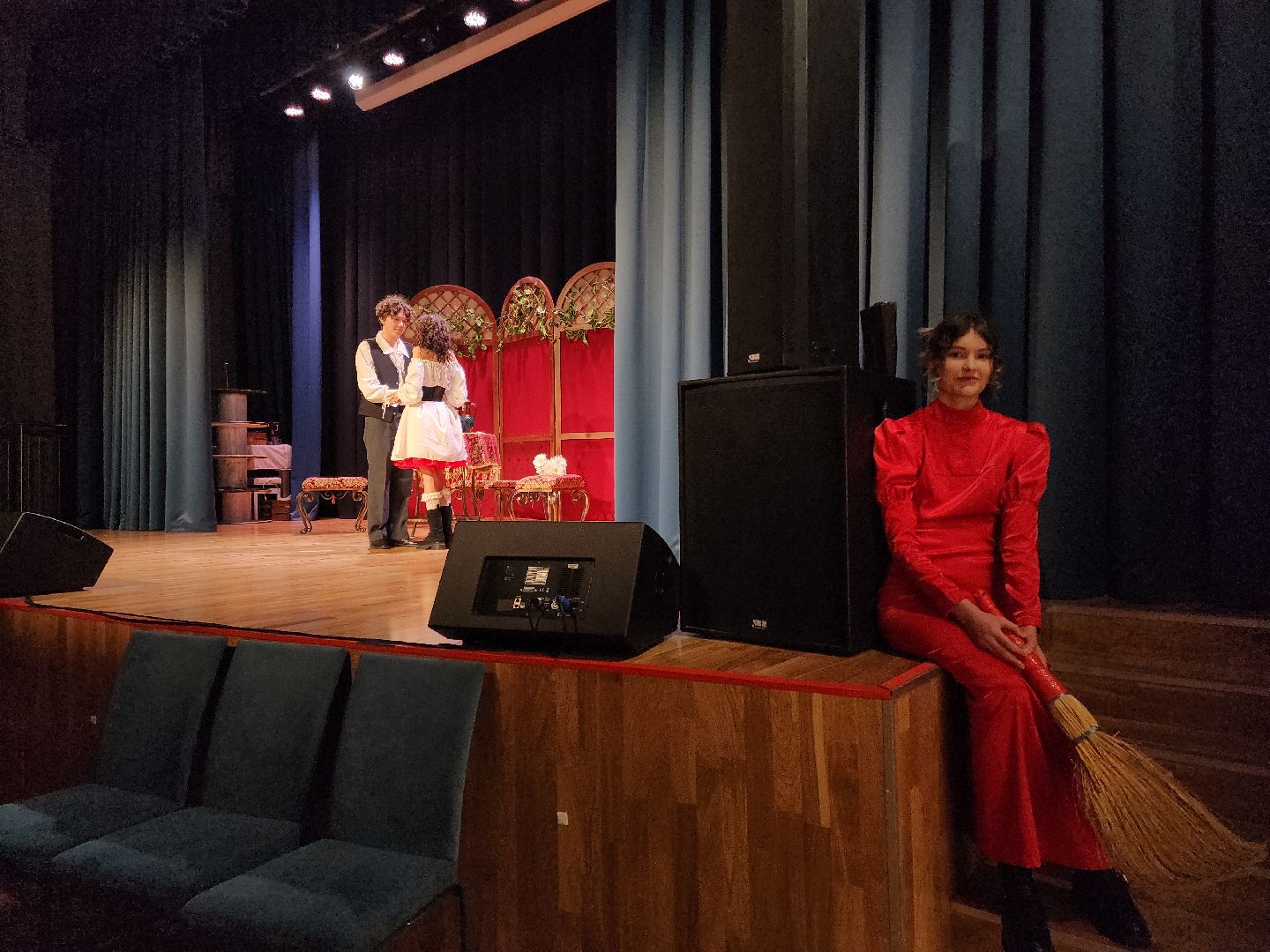 черноголовка, культура, спектакль,