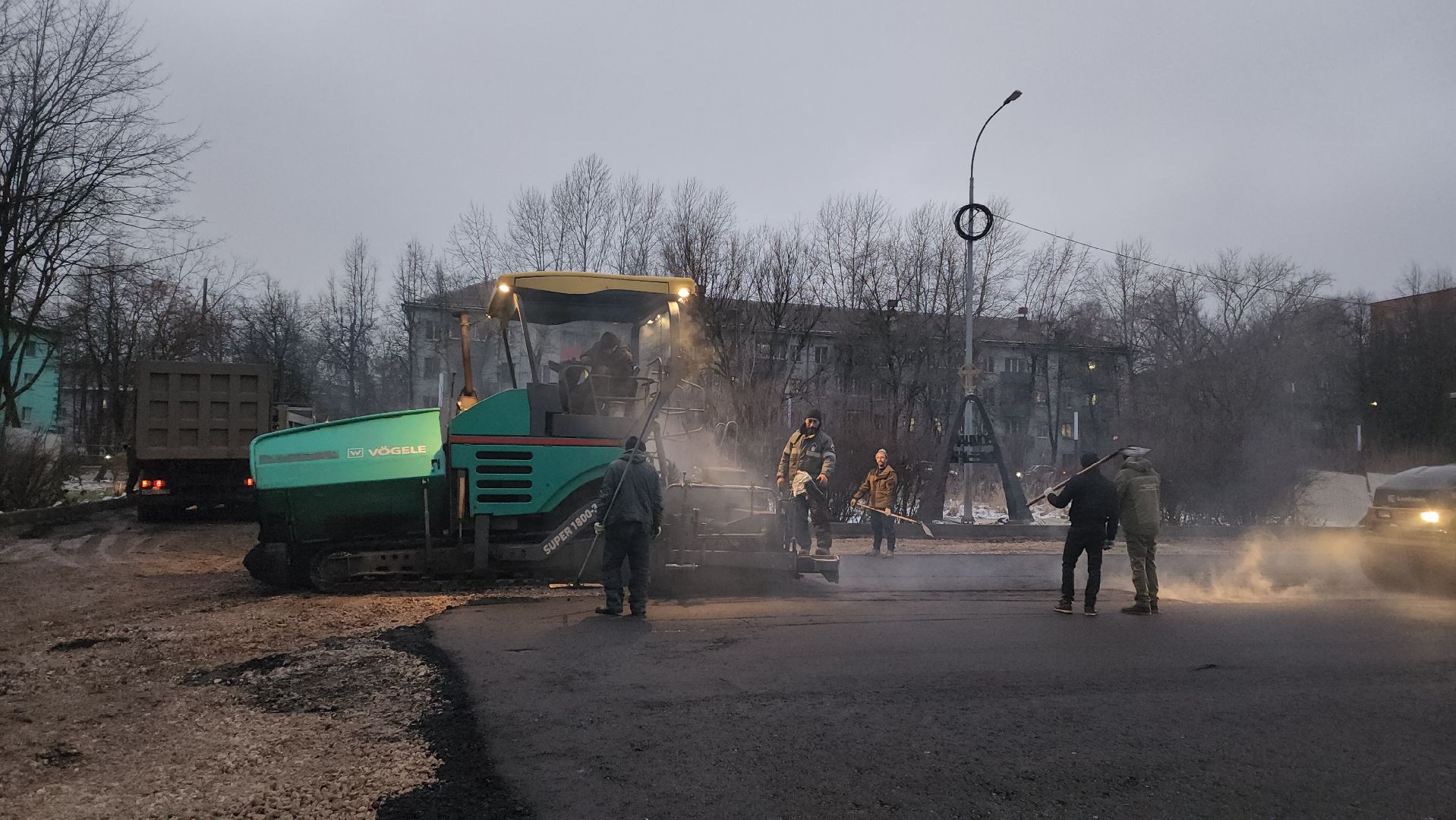 Укладка асфальта, Мемориал, Асфальтирование, Лобня, вертикалки,