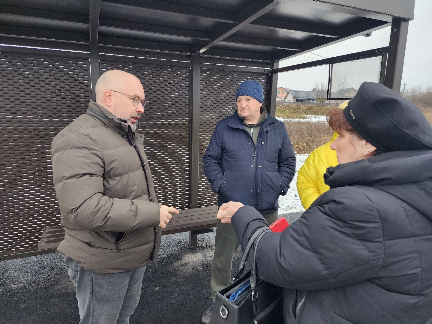 серпухов, автобусные остановки, деревня скрылья, деревня глазово, тротуар, транспорт, вертикалки,