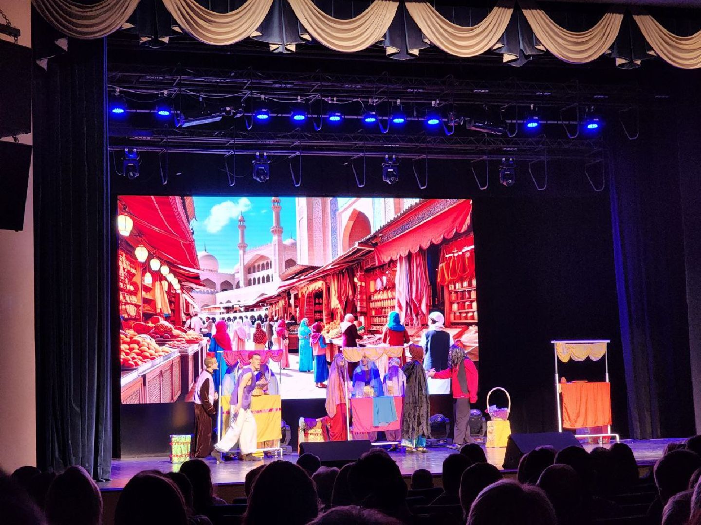 Луховицы, юбилей, вертикалки,