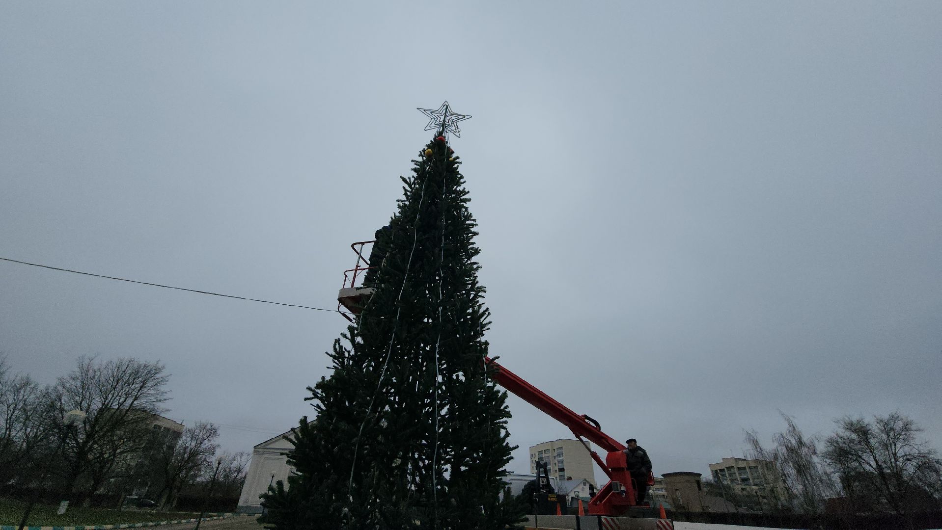серпухов, зима в подмомсковье, ёлка, поселок большевик, дс надежда, вертикалки,
