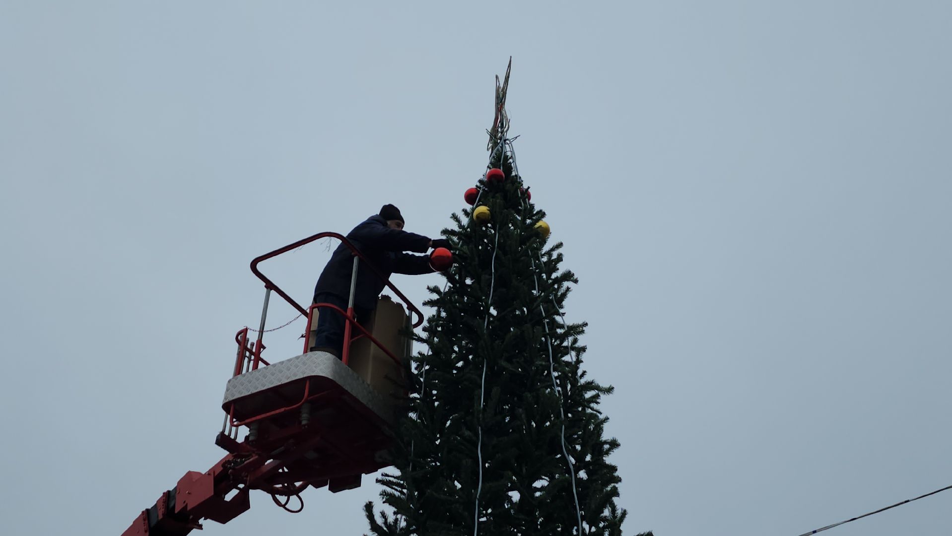 серпухов, зима в подмомсковье, ёлка, поселок большевик, дс надежда, вертикалки,