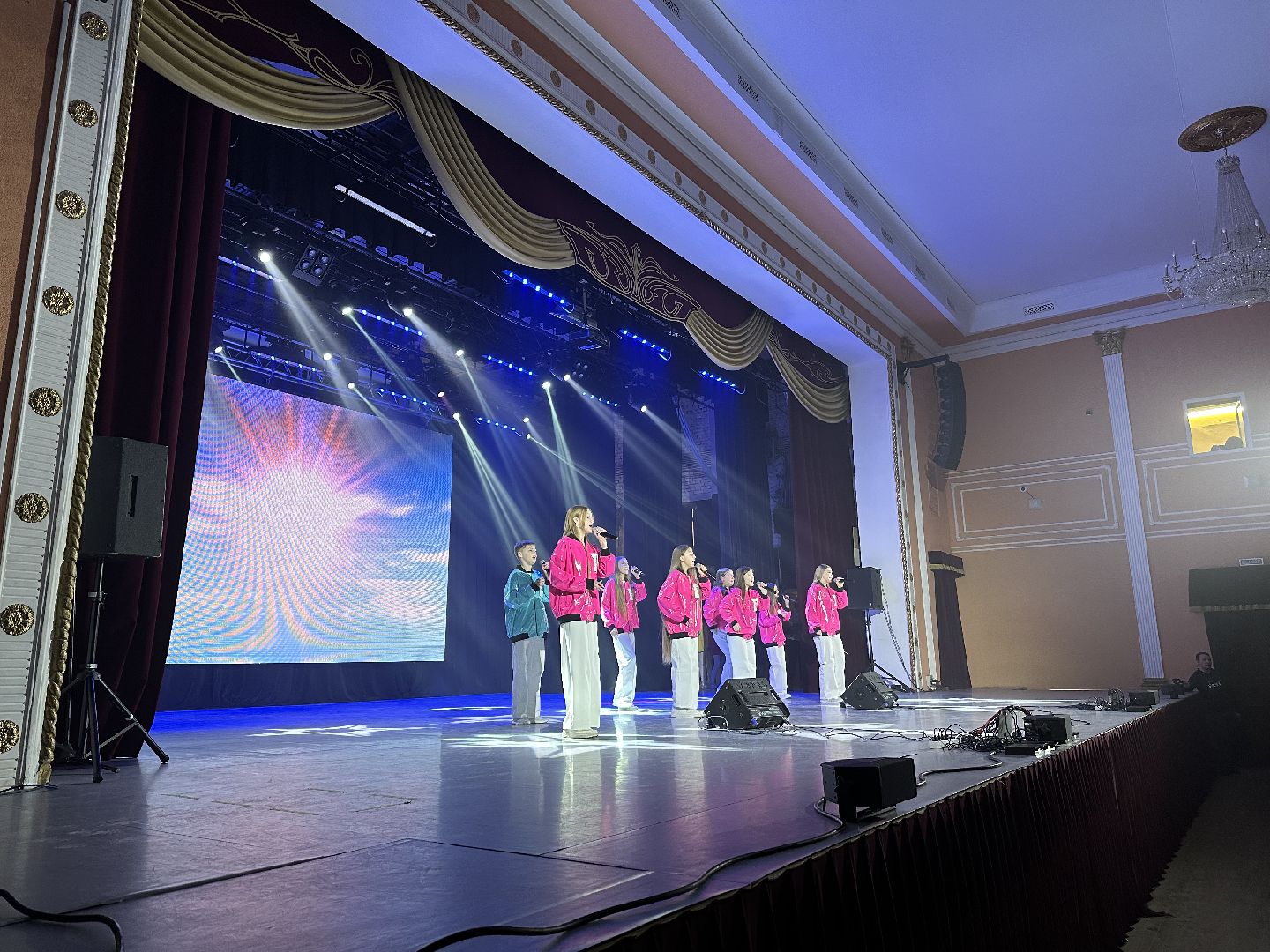 концерт, день инвалида, дворец культуры,