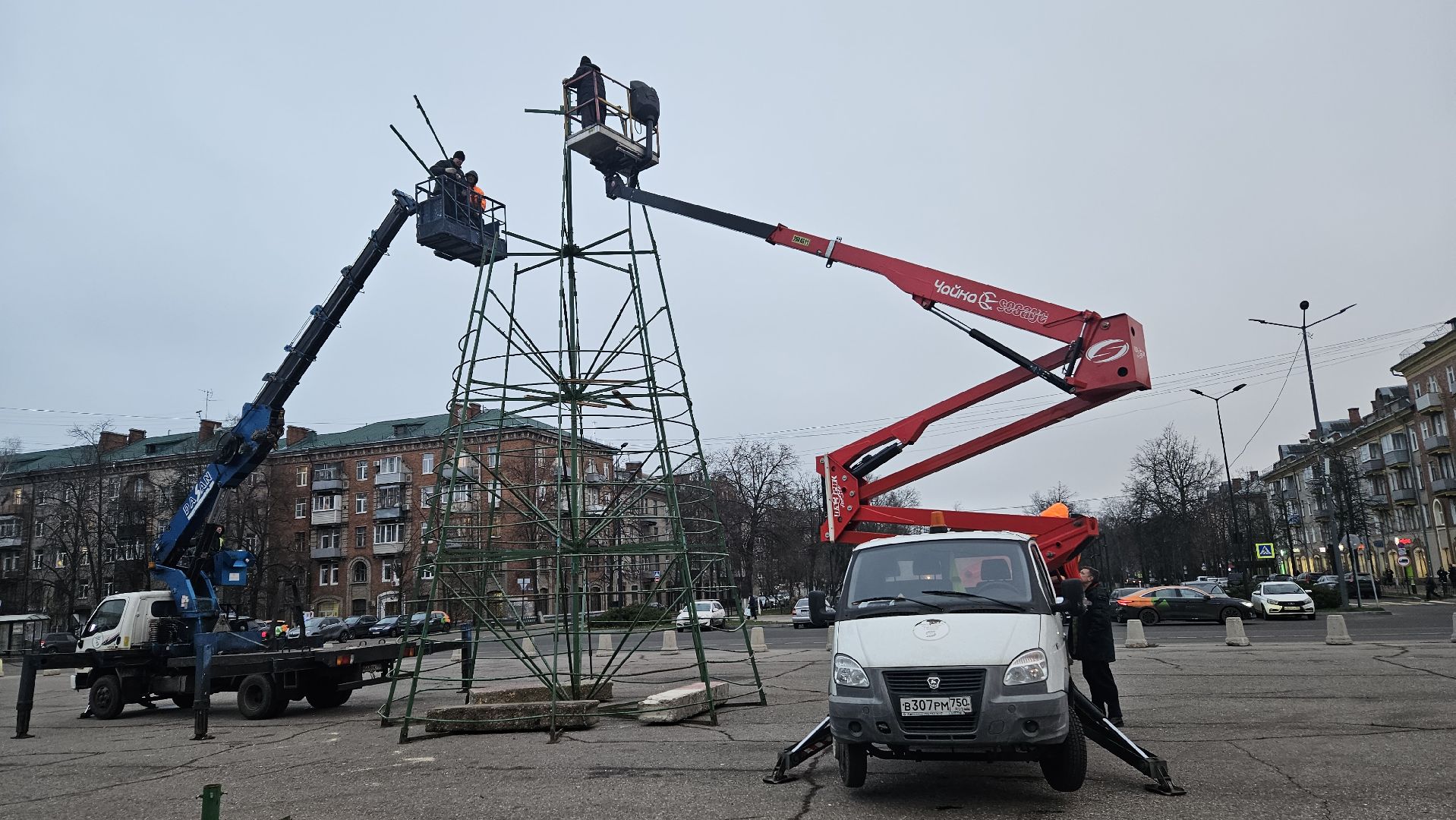 новогодняя елка, Жуковский, вертикалки,