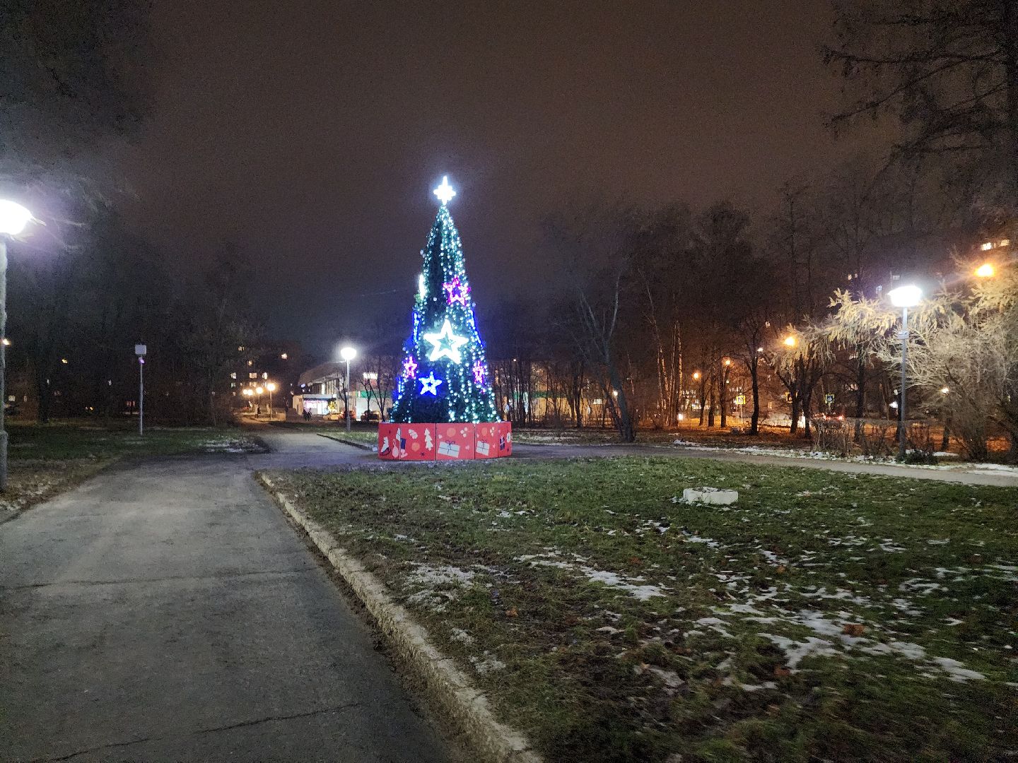 черноголовка, новый год, украшение города, вертикалка,