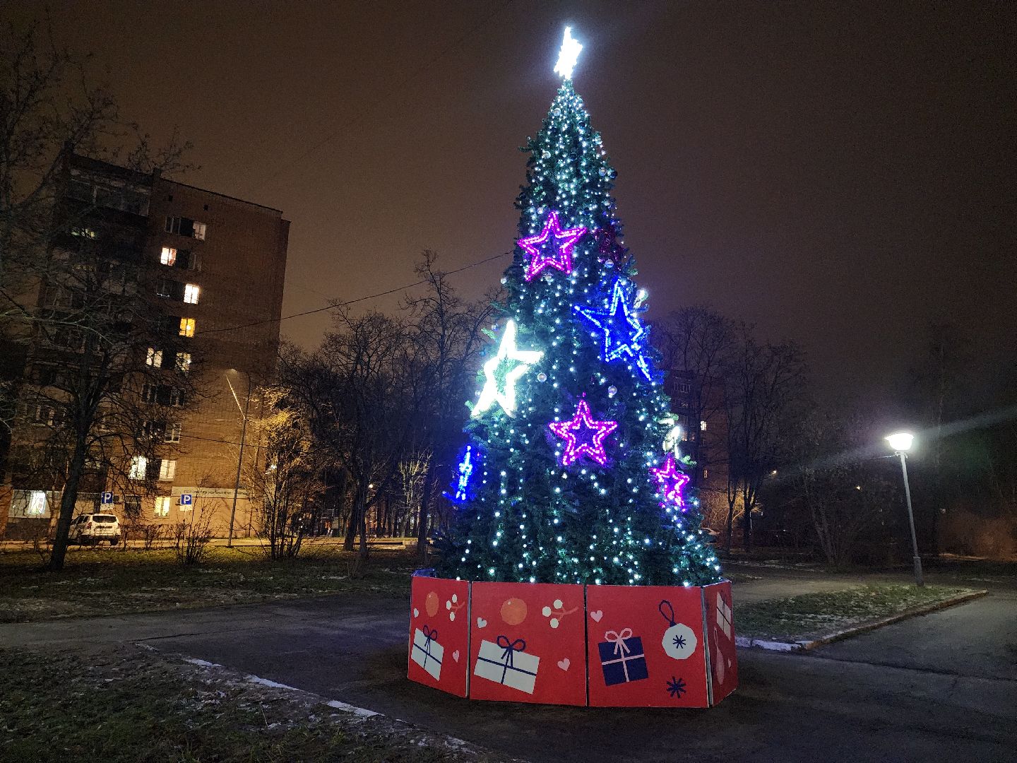 черноголовка, новый год, украшение города, вертикалка,