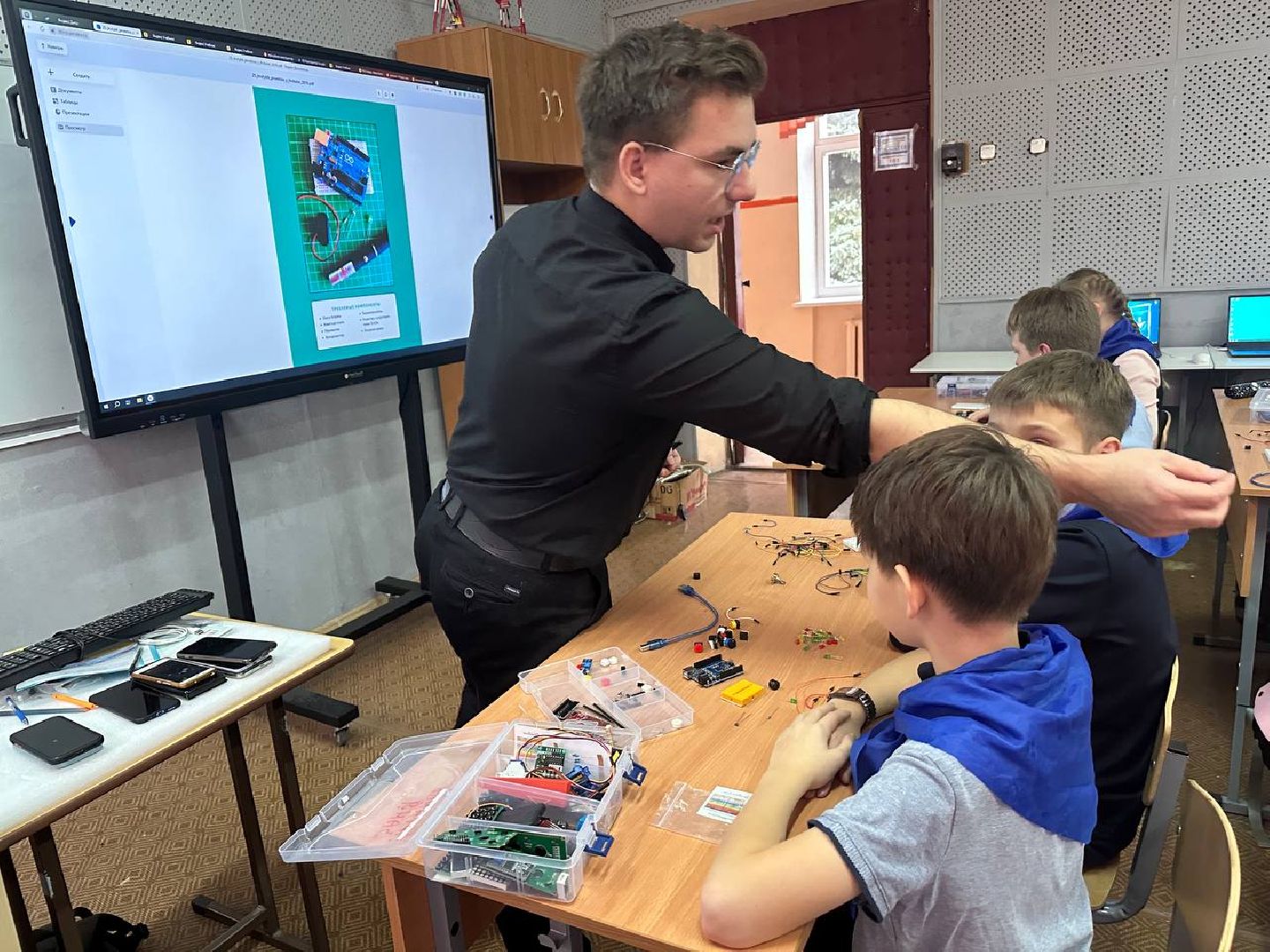 школа, роботы, програмирование, наука в школе,